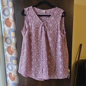 Terra & Sky Purple Geometric Sleeveless Blouse